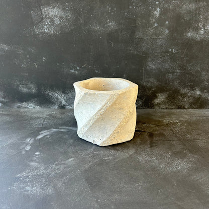 Handmade Pot - Small Swirl